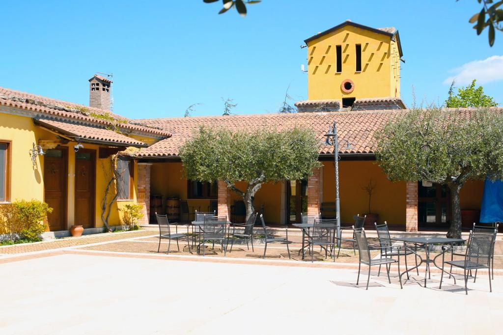 Agriturismo Macchiacupa Hotel Ariano Irpino Eksteriør billede